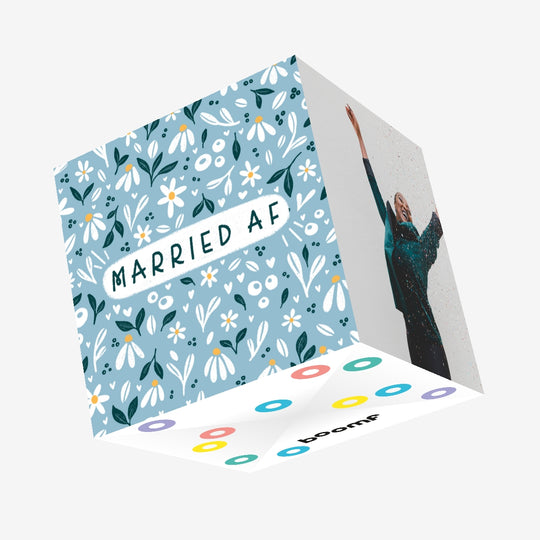 Married AF - Cute Daisies Wedding Confetti-exploding Greetings Card