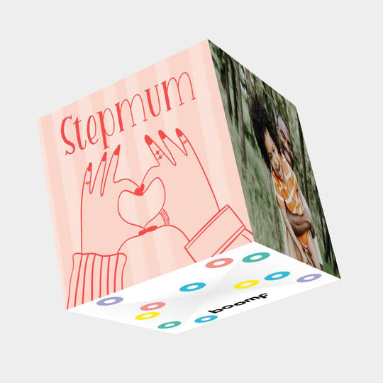Stepmum Love Bomb 3D Cube Card